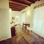 Suite Del Vicolo Apartment
