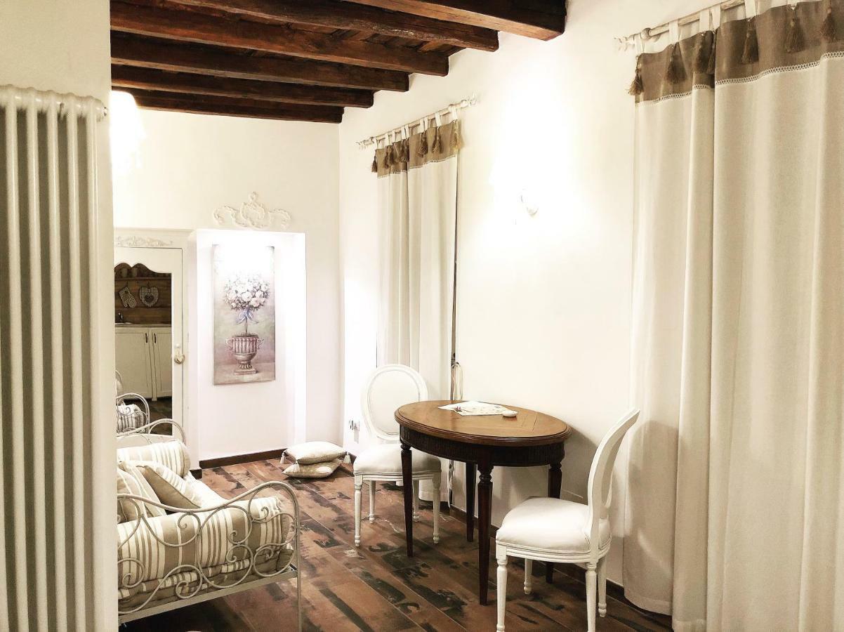 Del Vicolo Apartment *